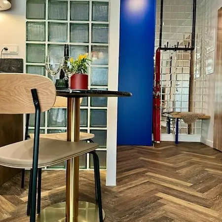 公寓 Art & Sunski Z Garazem Podziemnym 克雷尼察