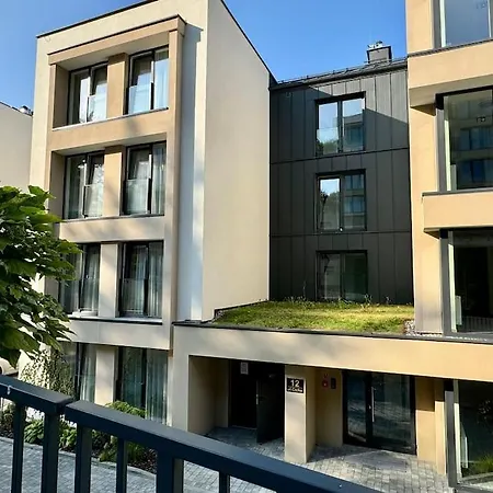 Art & Sunski Z Garazem Podziemnym * 克雷尼察