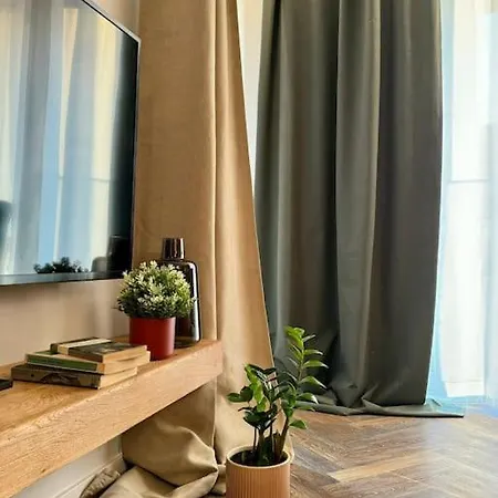 Art & Sunski Z Garazem Podziemnym * 克雷尼察